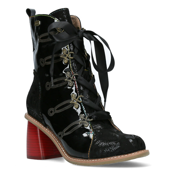 Laura Vita | Evcao Heeled Boot | Patent Black